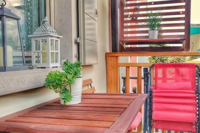 Antica Casa Alboletta - Appartamento Frida Kahlo Riva del Garda Exterior foto